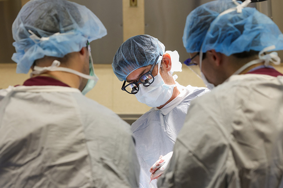 Benjamin Miller, MD, MS performing surgery Benjamin Miller, MD, MS performing surgery